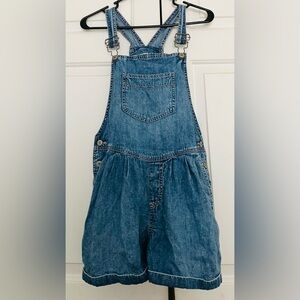 Girls Beautiful SO “Slouchy “ Classic Blue Short Overalls Size 16, Like New.